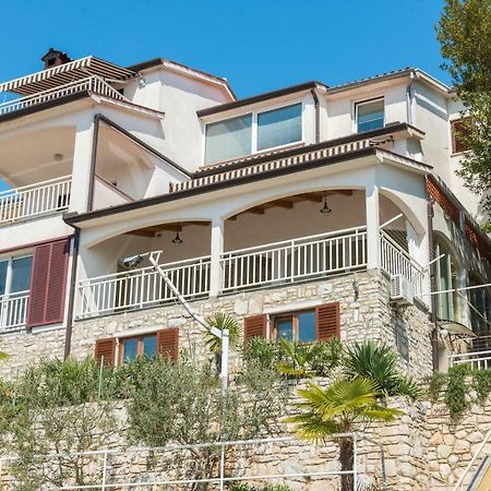 Luxury 1 Bedroom Apartment In Rabac Extérieur photo