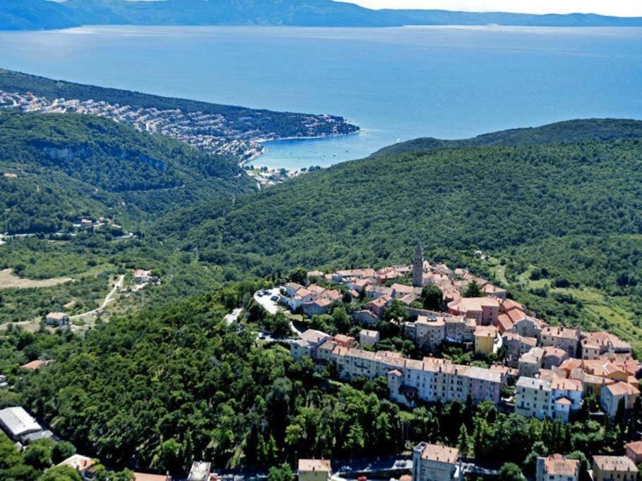 Luxury 1 Bedroom Apartment In Rabac Extérieur photo