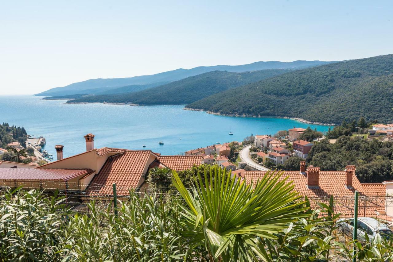 Luxury 1 Bedroom Apartment In Rabac Extérieur photo